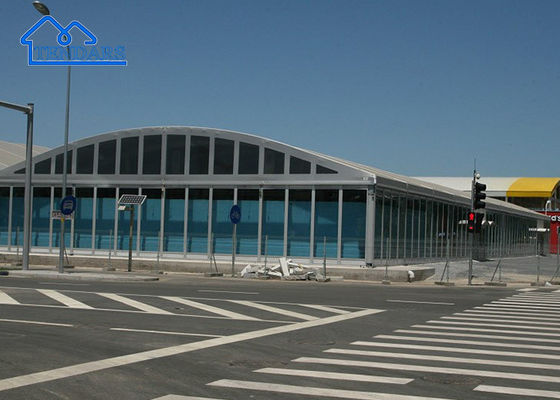 comprar palmo claro del marco de la aleación de aluminio de la tienda de Arcum de la cubierta impermeable del PVC de los 8x8m para funciones VIP Fabricación en línea