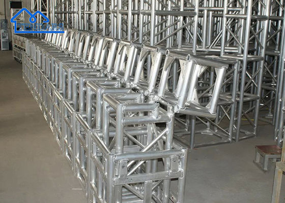 comprar Conexión de perno de forma cuadrada de aluminio de alta resistencia con braguero de escenario de aluminio de sección de 2,5 m para escenarios de conciertos Fabricación en línea
