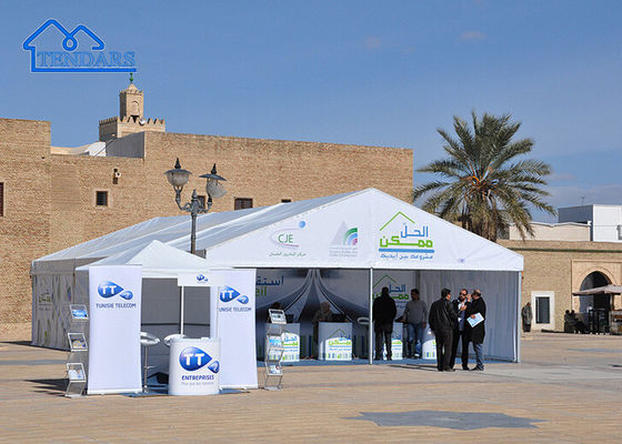 Tenda de evento impermeable de aluminio en forma de casa grande Solución de refugio para eventos al aire libre