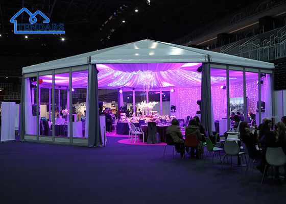Tienda de campaña de gran salón de ceremonias de gran tamaño impermeable, marco polígono, marco de pico alto