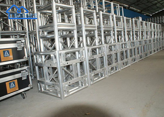 Aluminio de aleación pesada de plata de 300 mm Truss de luz de escenario para la exposición