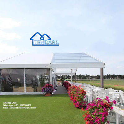 Gran recepción de bodas al aire libre para la iglesia, fiesta de bodas, etc.