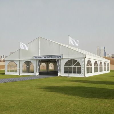 Carpa de fiesta de lujo impermeable con cubierta de PVC y techo de aleación de aluminio para exposiciones corporativas de Kuwait